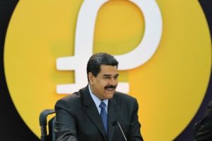 Nicolas Maduro lanza el Petro